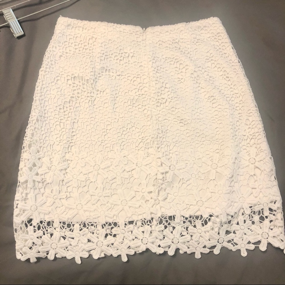 White Floral Lace Skirt - Picture 2 of 7